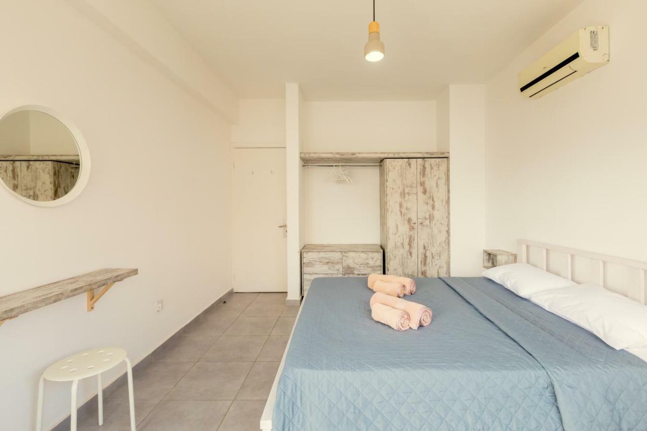 Savvas City Centre Flat Larnaca Exterior photo